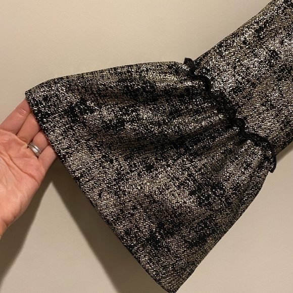 NWT Veronica M gold blazer jacket bell sleeve small - Picture 5 of 10